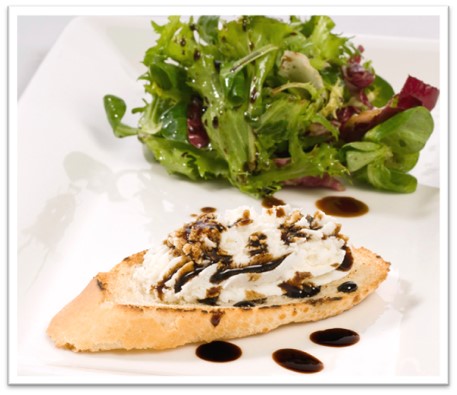 Bruschettas con mousse de Parmigiano
